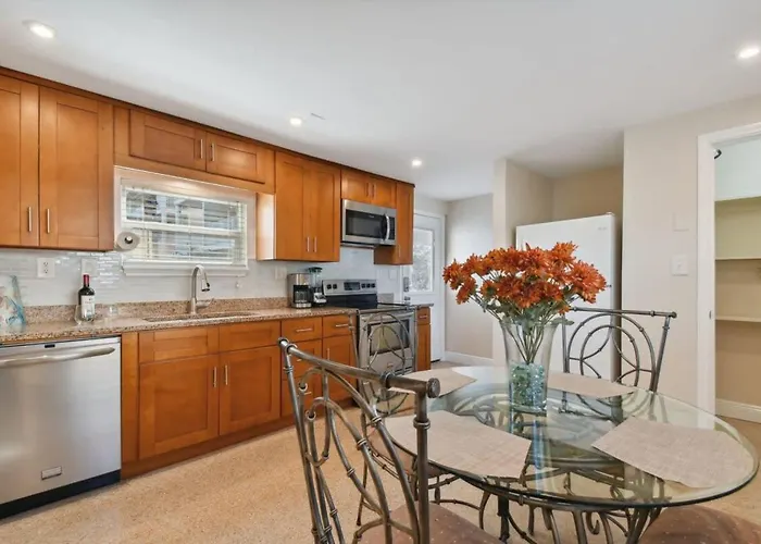 Indian Rocks Condo-steps To The