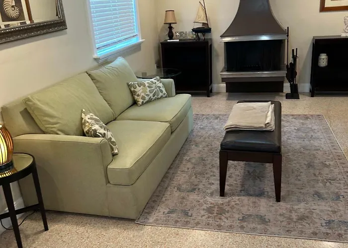 Indian Rocks Condo-steps To The Apartment Clearwater Beach