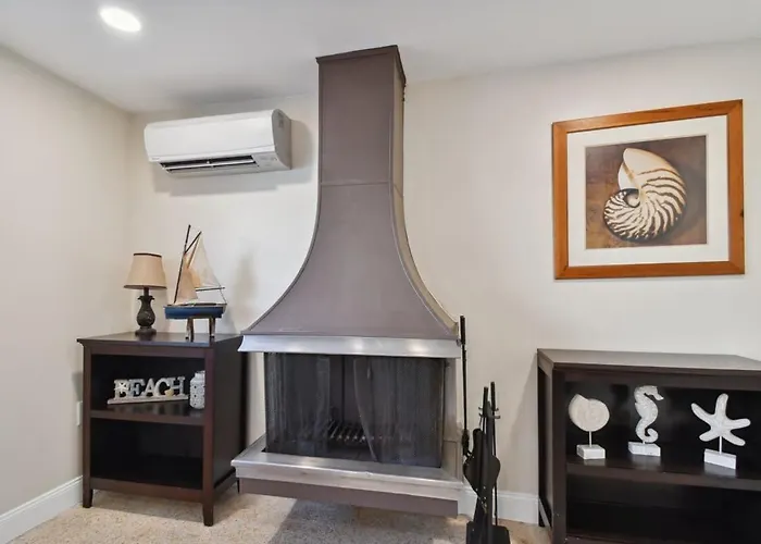 Indian Rocks Condo-steps To The Clearwater Beach